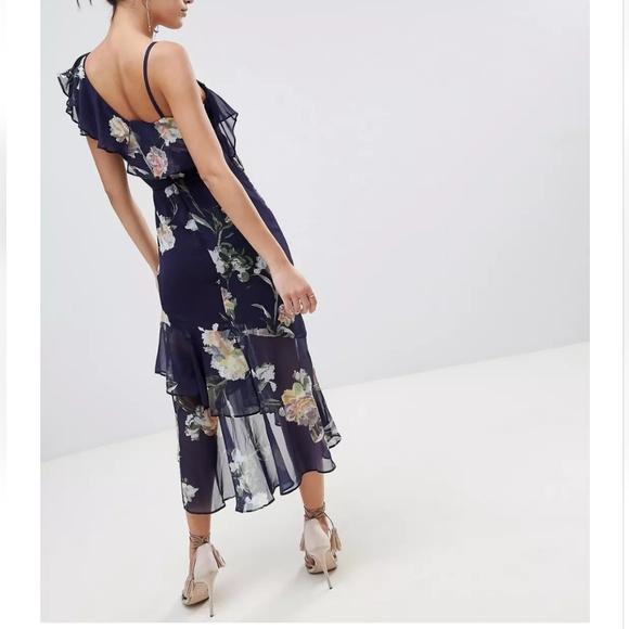 Hope and Ivy Floral Layered Shoulder Dress with Ruffle Asymmetric Hem - Picture 2 of 10